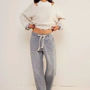 We The Free Jeans Womens 27 Gray Moxie Low Slung Pull On Barrel in Little Darlin